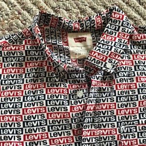 Levi emblem men’s button down shirt